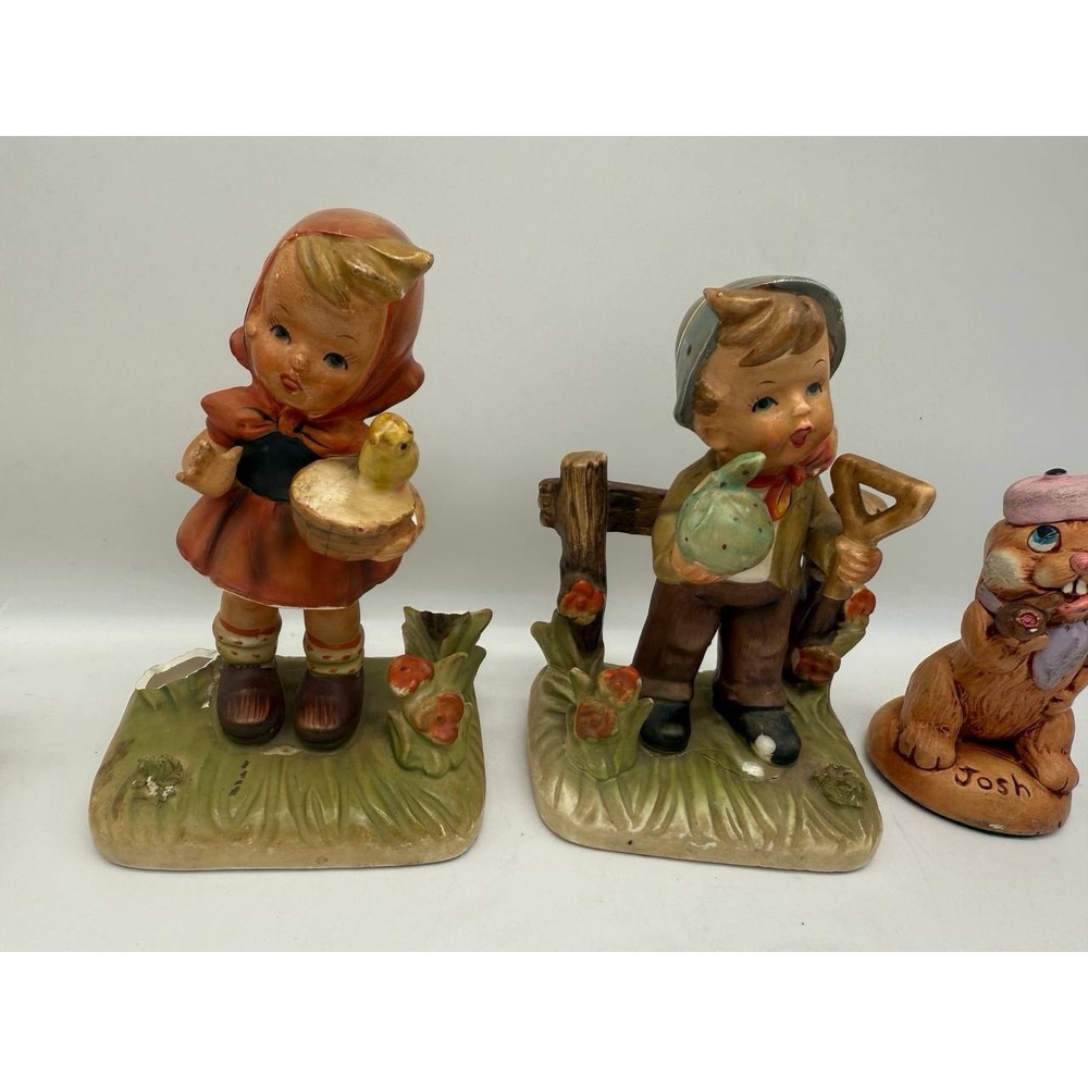 Lot of 4 handmade Moorcraft figures of two bunnies of a girl and a boy farmers - Picture 4 of 16